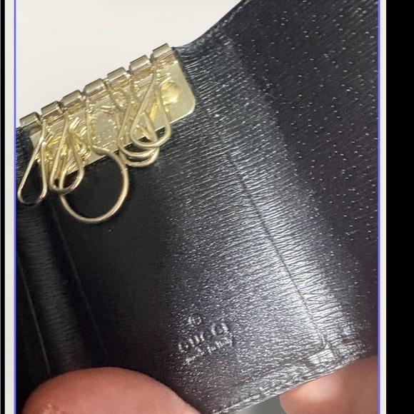 Gucci Black and Gold Key & Card Holder - Picture 4 of 6